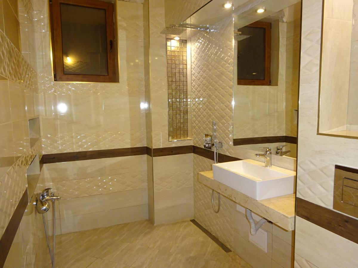 Place In Downtown Apartment Sofia